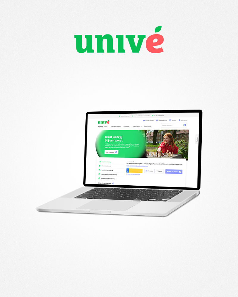 Case Univé met frontpage op laptop